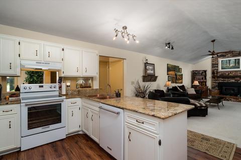 13862 Beaver Dr, Roscoe, IL 61073 photo 19