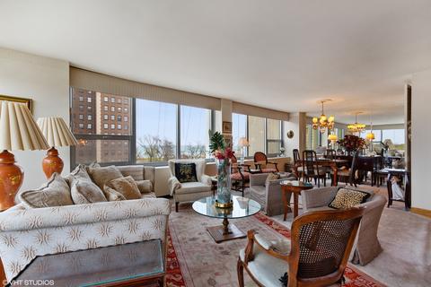 1700 E 56th St #802, Chicago, IL 60637 photo 4