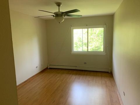 9 S110 Lake Dr #208, Willowbrook, IL 60527 photo 12