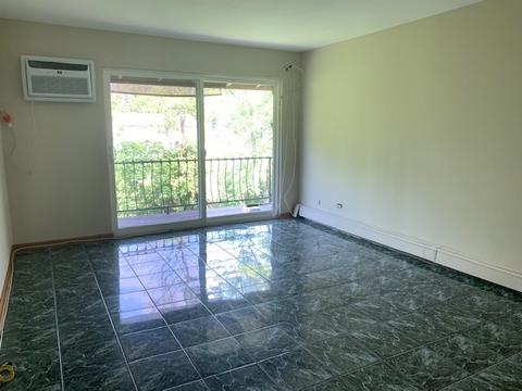 9 S110 Lake Dr #208, Willowbrook, IL 60527 photo 2