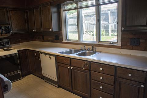 307 N Jackson St, Morrison, IL 61270 photo 3