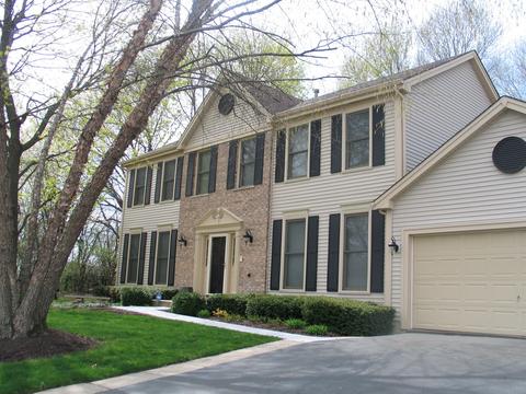 8 Hartford Ct, Algonquin, IL 60102 photo 2
