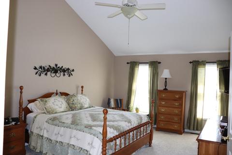 8 Hartford Ct, Algonquin, IL 60102 photo 18
