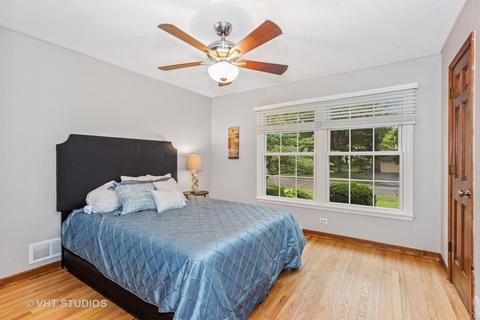 2 S472 Seneca Dr, Wheaton, IL 60189 photo 18