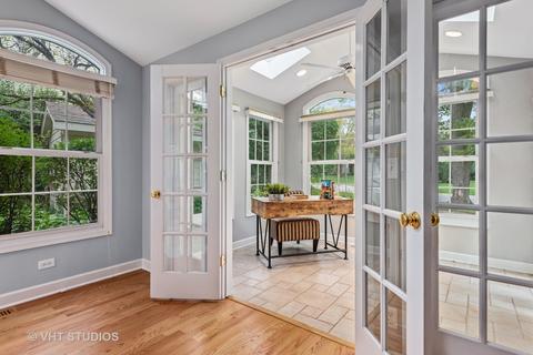 2 S472 Seneca Dr, Wheaton, IL 60189 photo 13