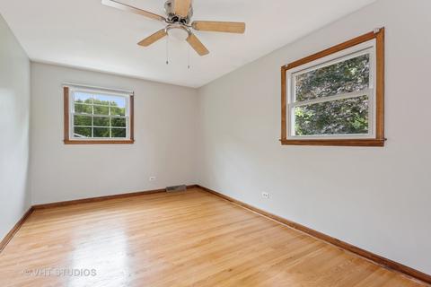 2 S472 Seneca Dr, Wheaton, IL 60189 photo 20