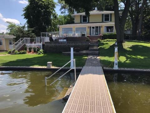 614 Regner Rd, Mchenry, IL 60051 photo 1