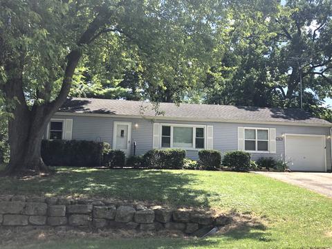 1901 W Oakleaf Dr, Mchenry, IL 60051 photo 1