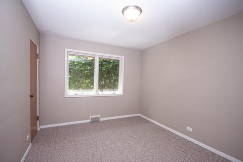 5150 W Devon Ave, Chicago, IL 60646 photo 12