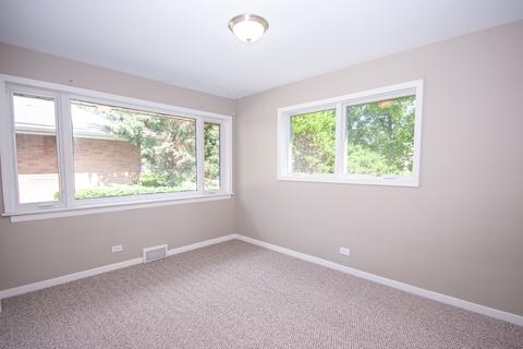 5150 W Devon Ave, Chicago, IL 60646 photo 10