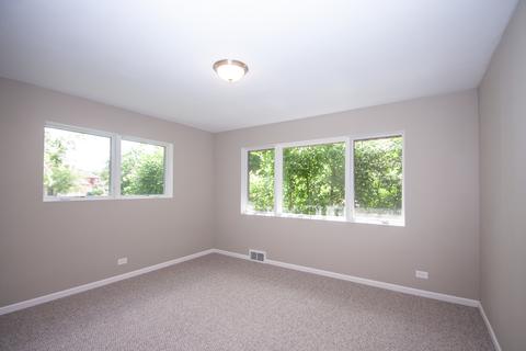 5150 W Devon Ave, Chicago, IL 60646 photo 11