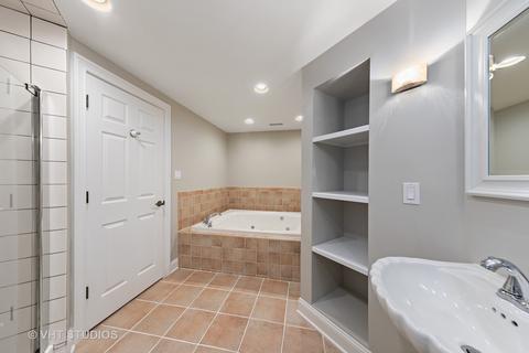 2231 Barger Ct, Wheaton, IL 60189 photo 16