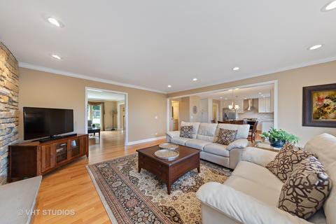 2231 Barger Ct, Wheaton, IL 60189 photo 9