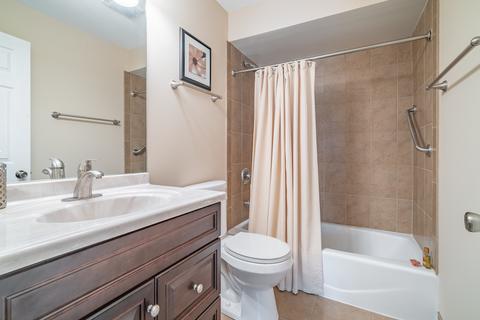 5200 Carriageway Dr #313, Rolling Meadows, IL 60008 photo 16