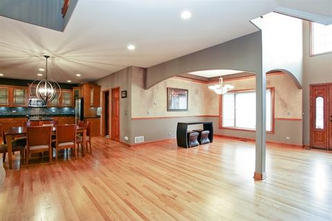 280 N Forest Dr, Addison, IL 60101 photo 9