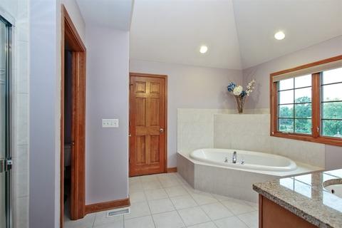 280 N Forest Dr, Addison, IL 60101 photo 25