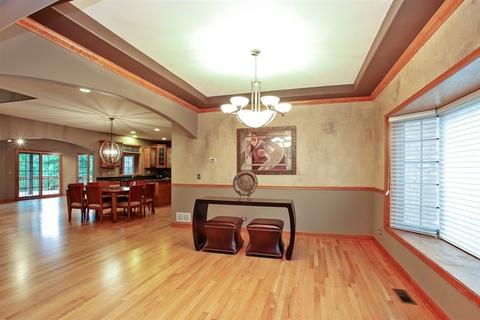 280 N Forest Dr, Addison, IL 60101 photo 6