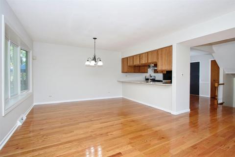 1836 Golf View Dr, Bartlett, IL 60103 photo 5