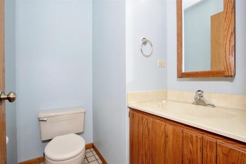 1836 Golf View Dr, Bartlett, IL 60103 photo 9