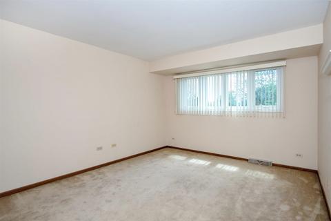1836 Golf View Dr, Bartlett, IL 60103 photo 13