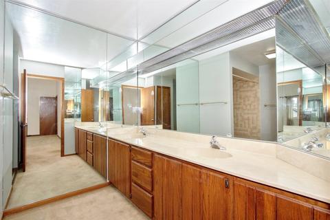 1836 Golf View Dr, Bartlett, IL 60103 photo 12