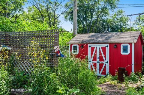 227 Albert Ter, Wheeling, IL 60090 photo 9