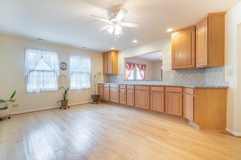 4617 Willow Ln, Mchenry, IL 60050 photo 4