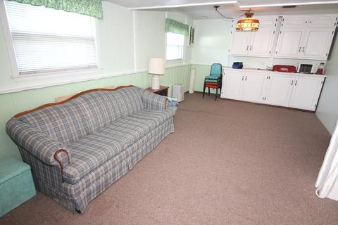504 E Turner Ave, Roselle, IL 60172 photo 22