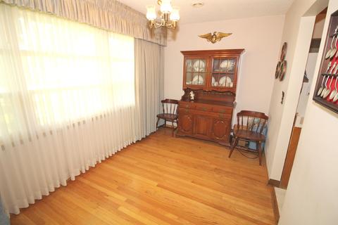 504 E Turner Ave, Roselle, IL 60172 photo 9