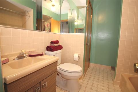 504 E Turner Ave, Roselle, IL 60172 photo 16