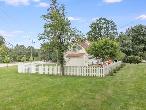 810 N Gary Ave, Wheaton, IL 60187 photo 4