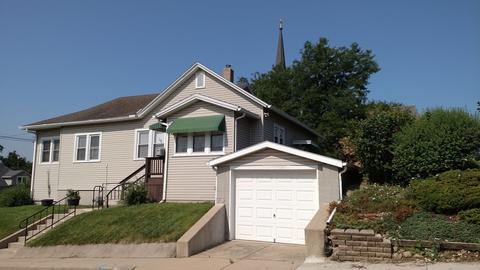 503 6th St, Peru, IL 61354 photo 2