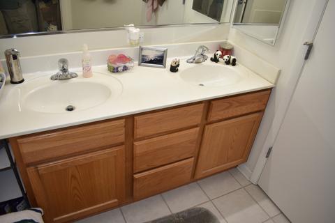 715 Astor Ln #204, Wheeling, IL 60090 photo 15
