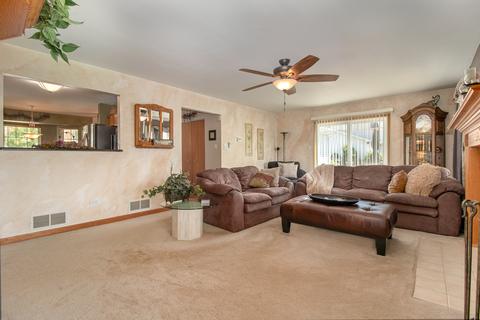 1851 Eberhard Ln, Plainfield, IL 60586 photo 10