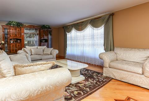 7955 W 80th Pl, Bridgeview, IL 60455 photo 12