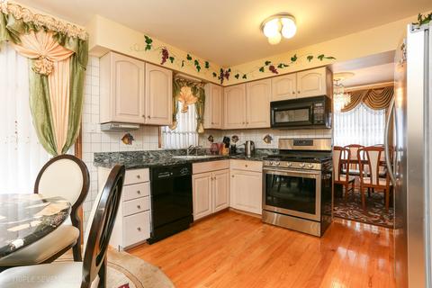 7955 W 80th Pl, Bridgeview, IL 60455 photo 15