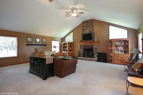 620 Fox Run Ln, Algonquin, IL 60102 photo 5