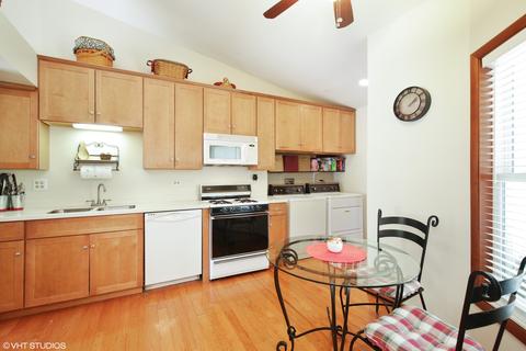 620 Fox Run Ln, Algonquin, IL 60102 photo 2