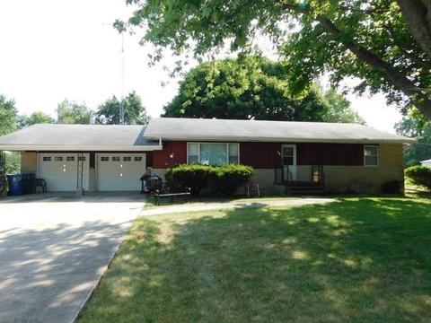 408 E Richard St, Odell, IL 60460 photo 1
