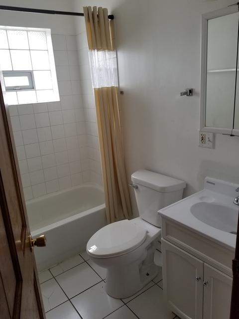 75 E 156th St, Harvey, IL 60426 photo 8