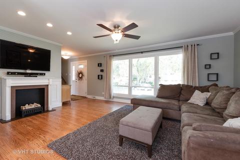 15212 Walnut Rd, Oak Forest, IL 60452 photo 3