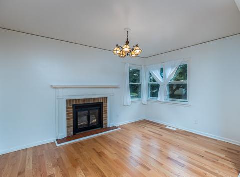 923 Chambers St, Ottawa, IL 61350 photo 3