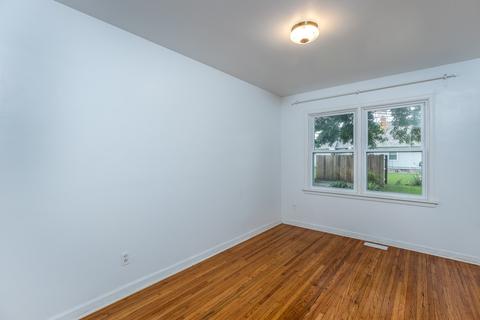 923 Chambers St, Ottawa, IL 61350 photo 9