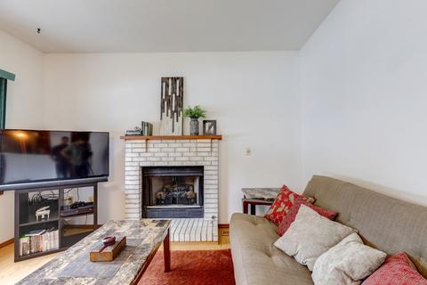 606 Teal Cove Ct, Champaign, IL 61821 photo 14