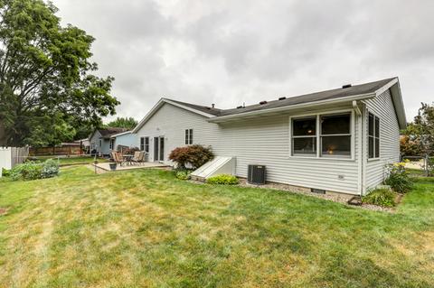 606 Teal Cove Ct, Champaign, IL 61821 photo 5