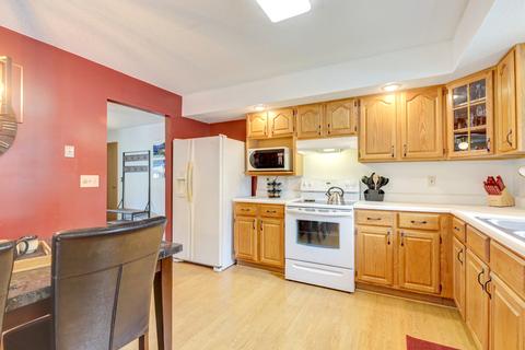 606 Teal Cove Ct, Champaign, IL 61821 photo 10