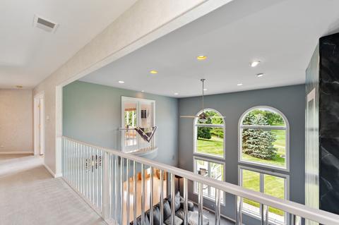 6 Bordeaux Ct, Oakwood Hills, IL 60013 photo 9