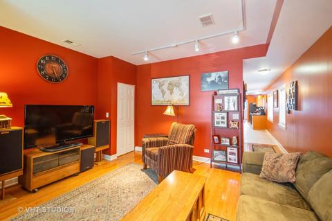 2927 N Gresham Ave #201, Chicago, IL 60618 photo 3