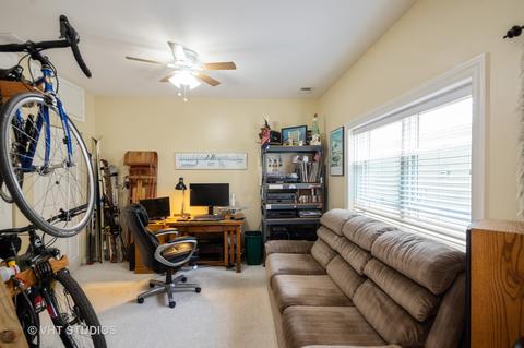2927 N Gresham Ave #201, Chicago, IL 60618 photo 11