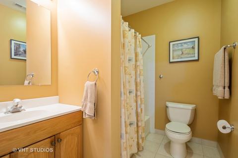 2927 N Gresham Ave #201, Chicago, IL 60618 photo 12